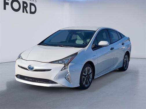 2017 Toyota Prius Three Touring