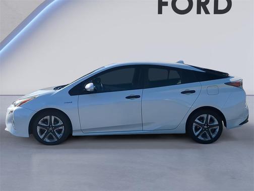 2017 Toyota Prius Three Touring