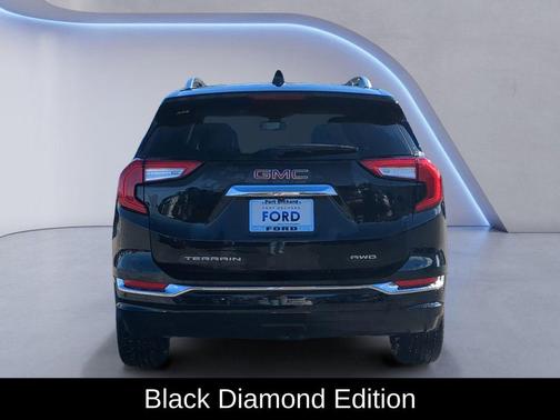 2024 GMC Terrain Denali