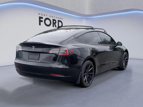 2022 Tesla Model 3 Standard Range