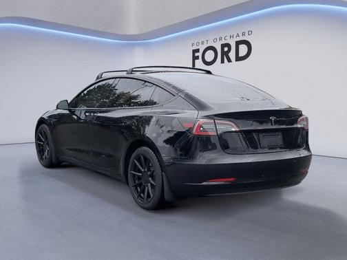 2022 Tesla Model 3 Standard Range