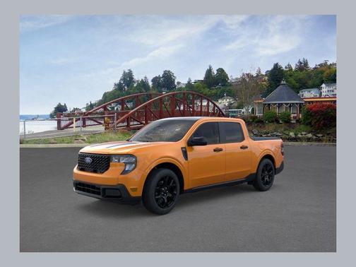 Orange Fury Metallic Tri-Coat 2026 Ford Maverick XLT