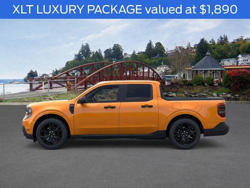 Orange Fury Metallic Tri-Coat 2026 Ford Maverick XLT