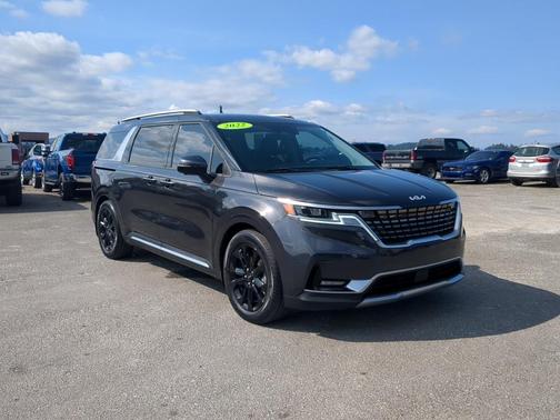 2022 Kia Carnival SX