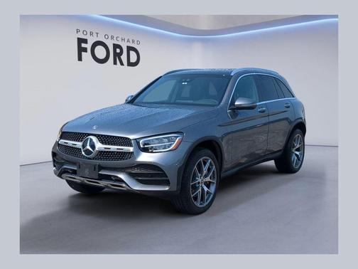 Gray 2022 Mercedes-Benz GLC 300 4MATIC