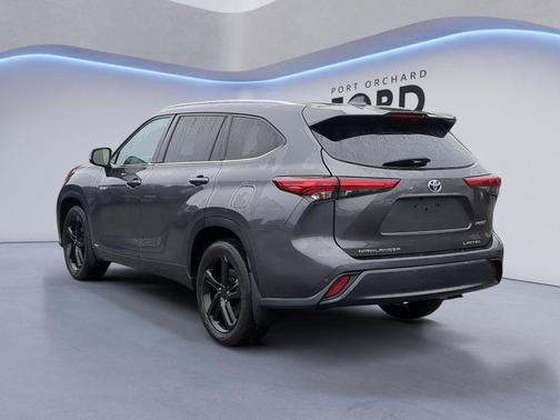 2021 Toyota Highlander Hybrid Limited