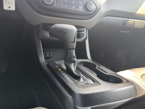 2020 Chevrolet Colorado WT