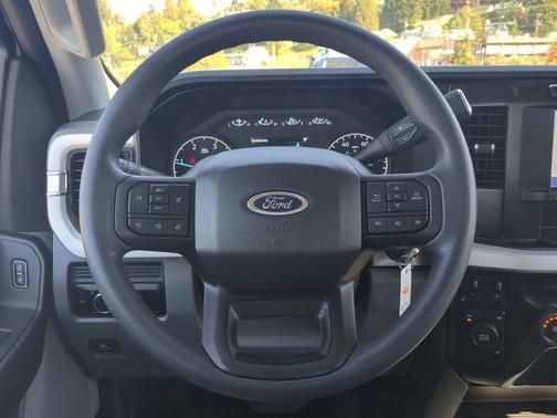 2023 Ford F-250 XL