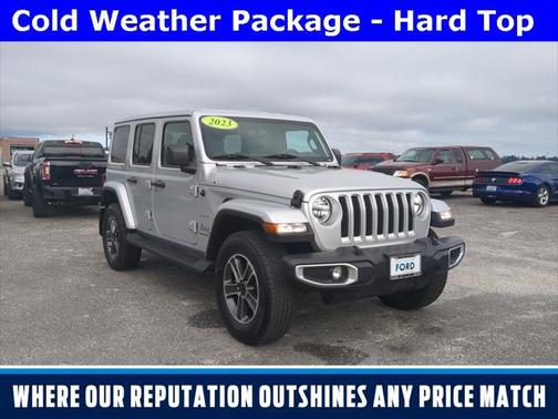2023 Jeep Wrangler 4-Door Sahara