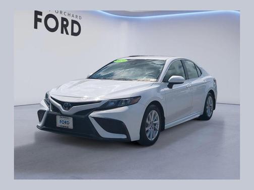 Ice Cap 2024 Toyota Camry SE