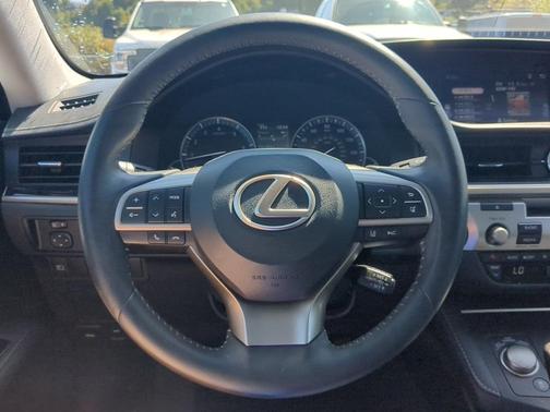 2018 Lexus ES 350 Base