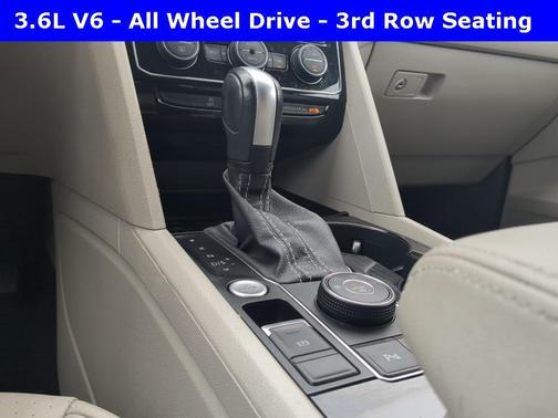 2023 Volkswagen Atlas 3.6L SE w/Technology