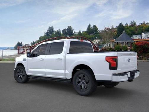 2025 Ford F-150 Lightning Flash