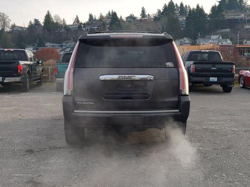 2017 GMC Yukon Denali