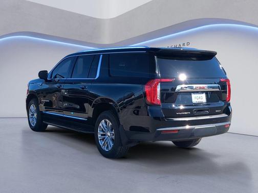 Onyx Black 2023 GMC Yukon XL SLT