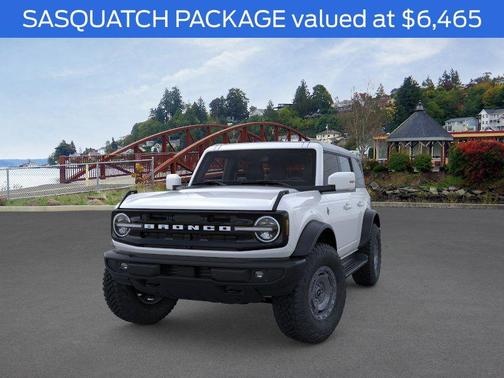 Oxford White 2025 Ford Bronco Outer Banks