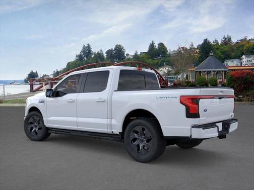 2025 Ford F-150 Lightning LARIAT