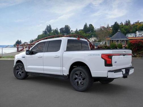 2025 Ford F-150 Lightning LARIAT