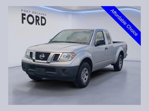 Brilliant Silver 2015 Nissan Frontier S