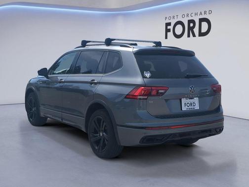 Platinum Gray Metallic 2023 Volkswagen Tiguan 2.0T SE R-Line Black 4MOTION