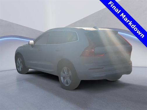 2022 Volvo XC60 B5 Momentum