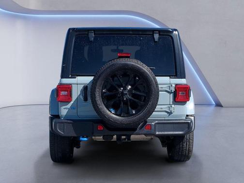 Earl Clearcoat 2023 Jeep Wrangler 4xe Sahara