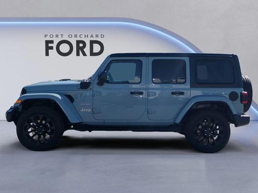 Earl Clearcoat 2023 Jeep Wrangler 4xe Sahara