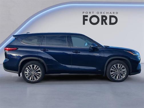 2020 Toyota Highlander Hybrid Platinum