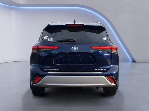 2020 Toyota Highlander Hybrid Platinum