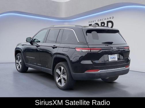 2022 Jeep Grand Cherokee 4xe Base