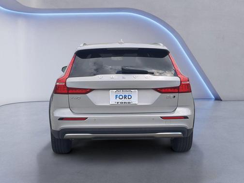 Silver Dawn Metallic 2025 Volvo V60 Cross Country Plus, B5 AWD Gas (mild hybrid)
