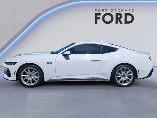 Oxford White 2024 Ford Mustang GT Premium