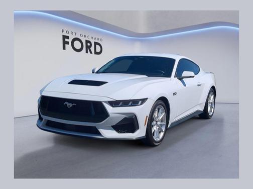 Oxford White 2024 Ford Mustang GT Premium