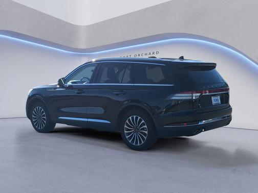 Black Metallic 2024 Lincoln Aviator Reserve AWD
