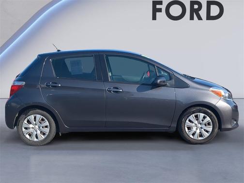 2014 Toyota Yaris L