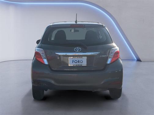 2014 Toyota Yaris L