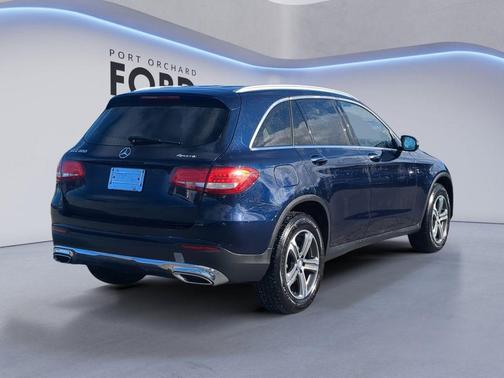 2017 Mercedes-Benz GLC 300 4MATIC