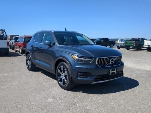 2022 Volvo XC40 T5 Inscription