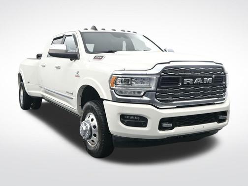 Pearl White 2022 RAM 3500 Limited