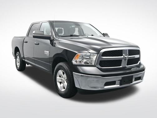 Diamond Black 2023 RAM 1500 Classic SLT