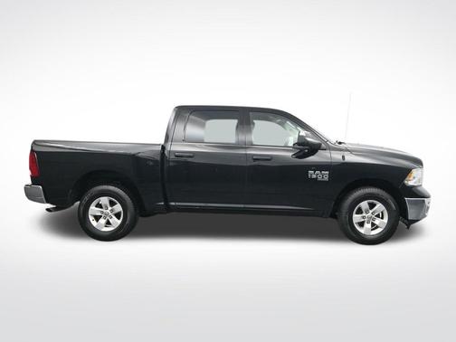 Diamond Black 2023 RAM 1500 Classic SLT