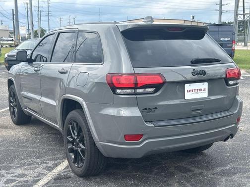 2020 Jeep Grand Cherokee Altitude