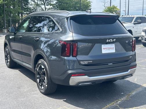 2024 Kia Sorento S