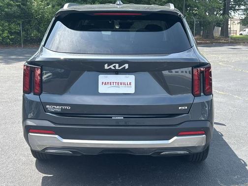 2024 Kia Sorento S