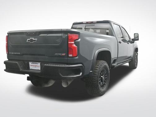 2025 Chevrolet Silverado 2500 ZR2