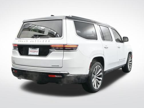 2023 Jeep Grand Wagoneer Series II