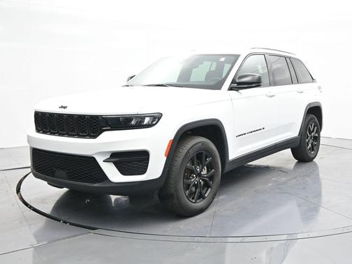 2024 Jeep Grand Cherokee Laredo