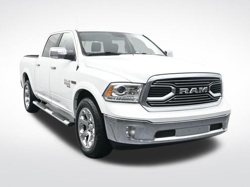 2019 RAM 1500 Classic Laramie