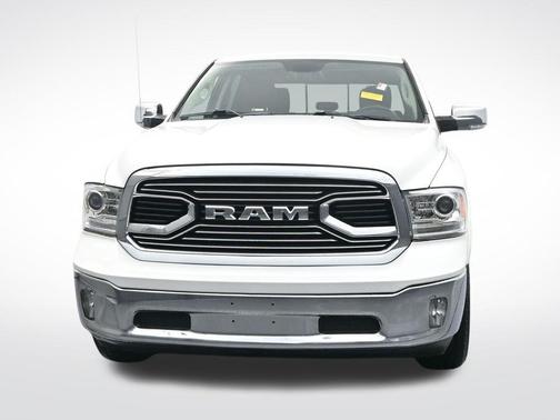 2019 RAM 1500 Classic Laramie