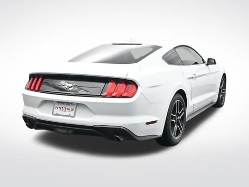 2021 Ford Mustang EcoBoost